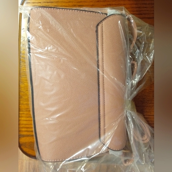 💕 3/$24, Dusty pink crossbody - Picture 2 of 4